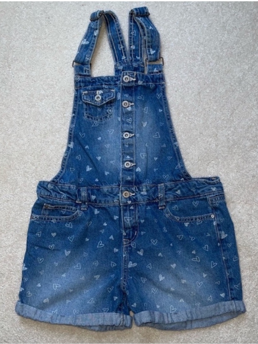 Lei shortalls with hearts